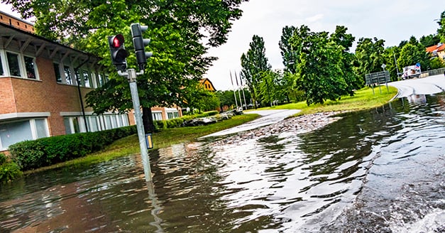 Översvämning bostadsområde Stockholm iStock-1326329212 webb 1200x627